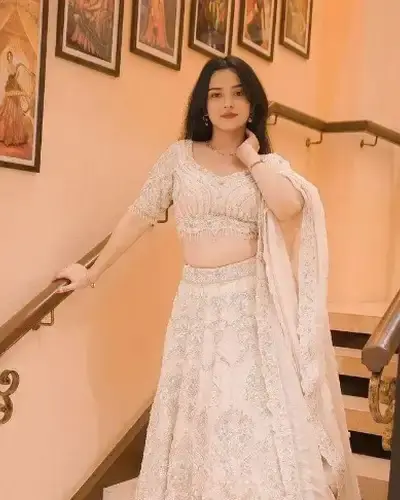 Escort Burmu